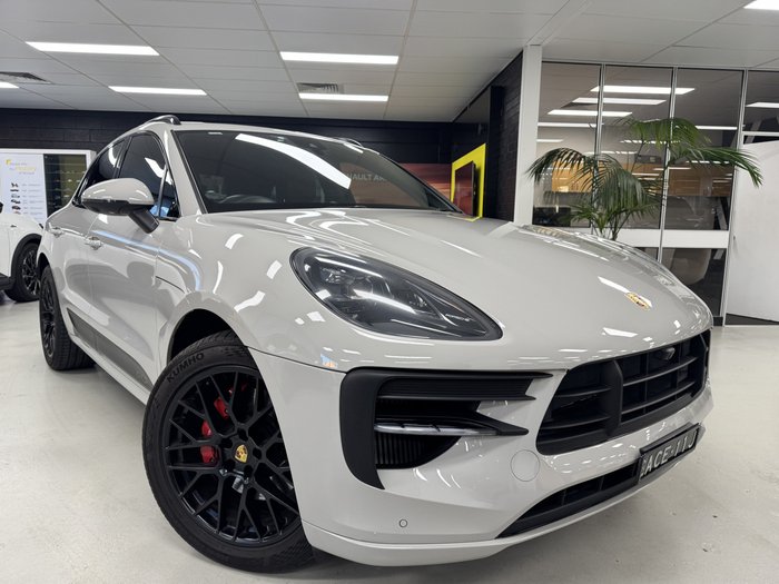 2021 Porsche Macan