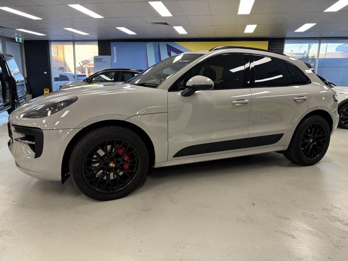 2021 Porsche Macan GTS