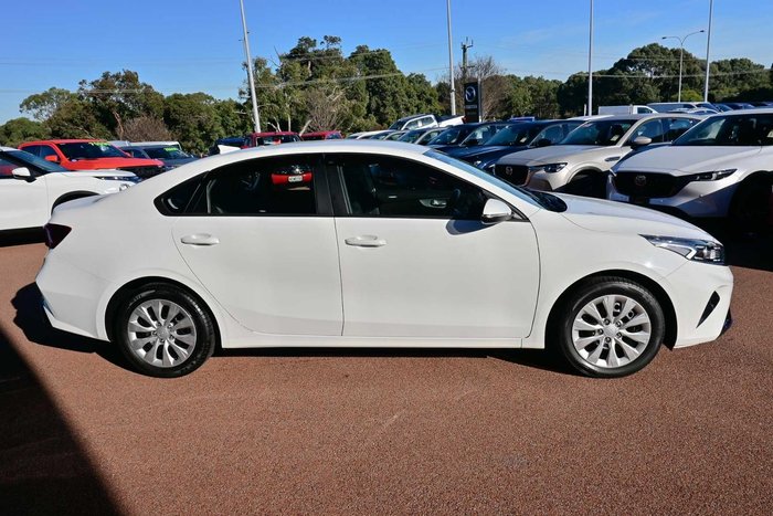 2022 Kia Cerato S