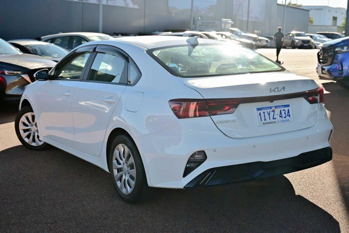 2022 Kia Cerato S