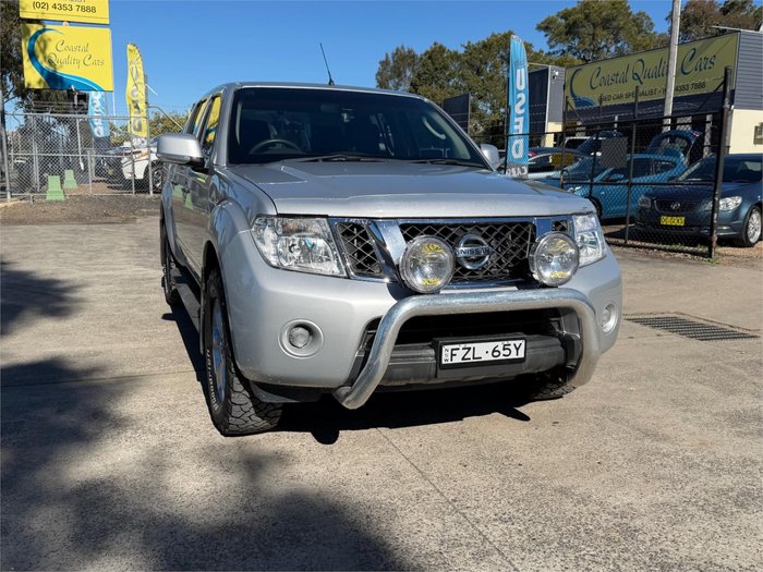 2011 NISSAN NAVARA ST (4x4)