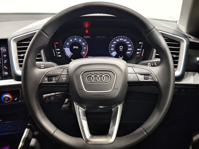 2025 Audi A1 35 TFSI S line edition