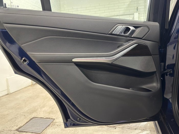 2022 BMW X7 xDrive30d