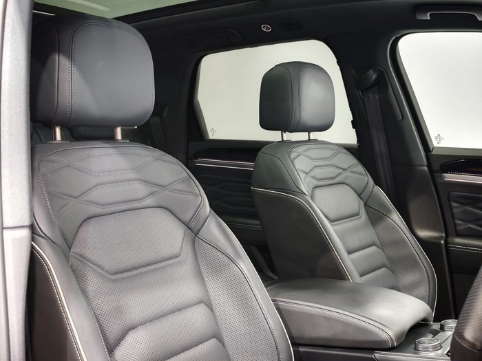 2024 Volkswagen Touareg 210TDI R-Line