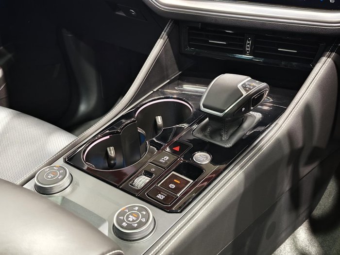 2024 Volkswagen Touareg 210TDI R-Line