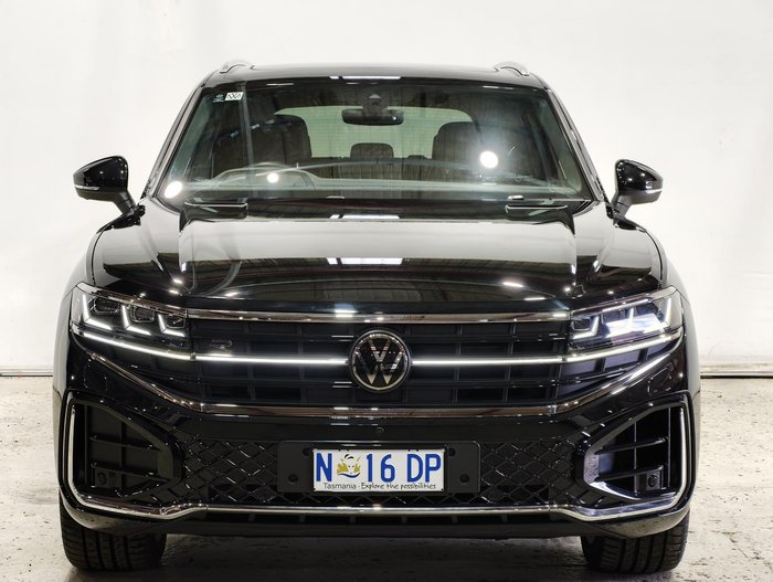 2025 Volkswagen Touareg 210TDI R-Line