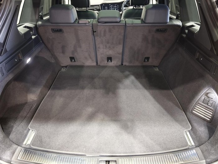 2024 Volkswagen Touareg 210TDI R-Line