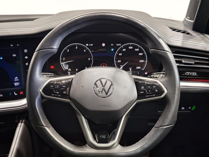 2024 Volkswagen Touareg 210TDI R-Line
