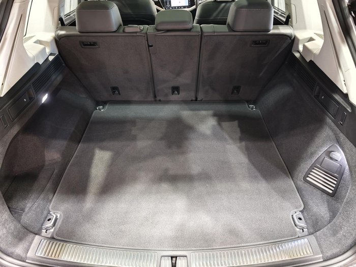 2025 Volkswagen Touareg 170TDI