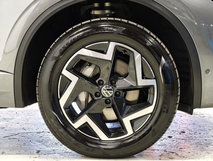 2025 Volkswagen Touareg 170TDI