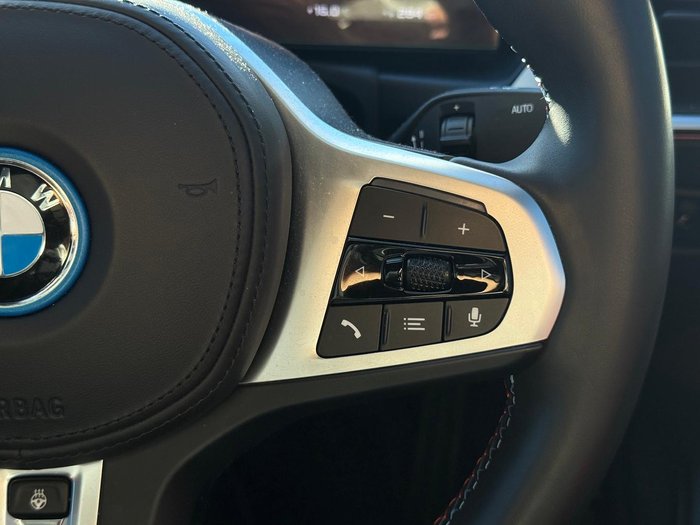 2024 BMW i4 M50