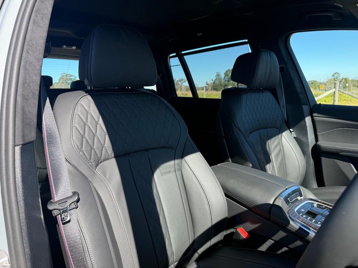 2026 BMW X7 xDrive40d M Sport