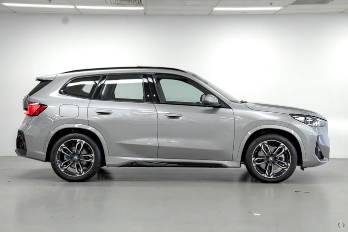 2026 BMW iX1 xDrive30 M Sport