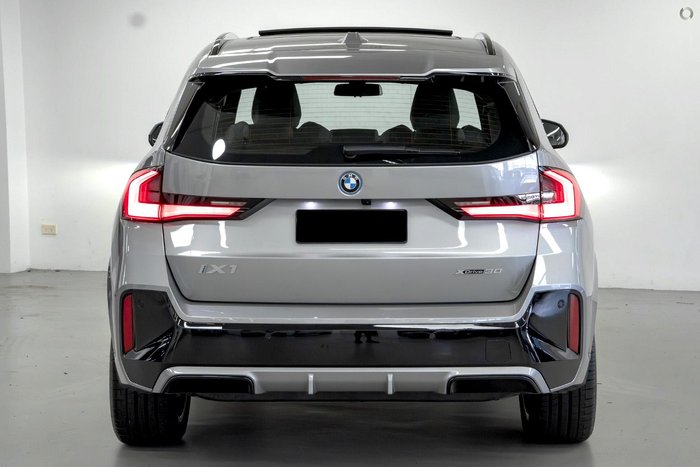 2026 BMW iX1 xDrive30 M Sport