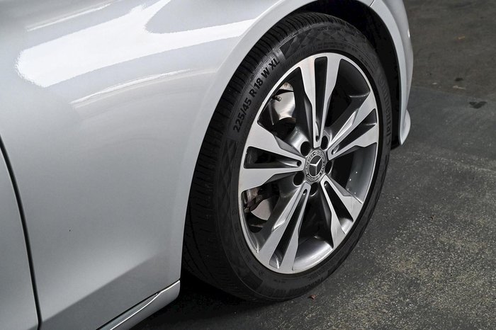 2019 Mercedes-Benz C-Class C200