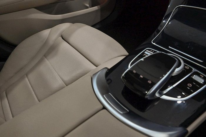 2019 Mercedes-Benz C-Class C200