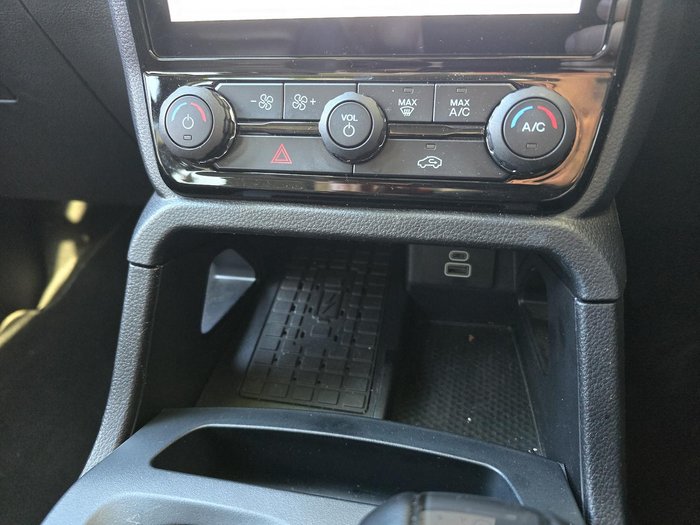 2022 Ford Everest Sport