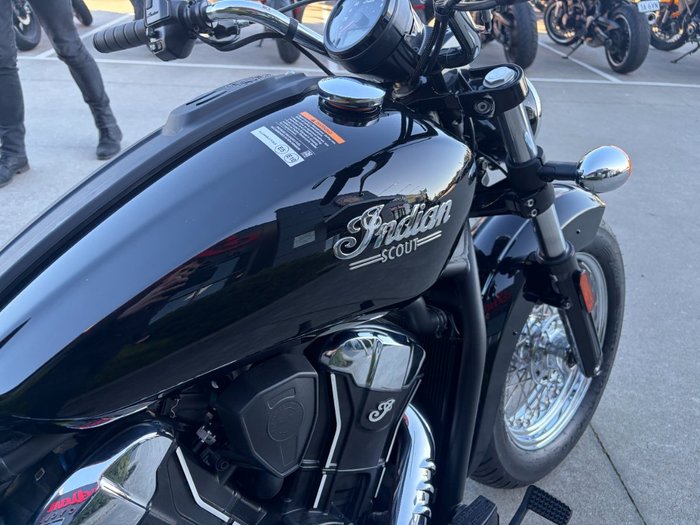2025 Indian SCOUT CLASSIC Black