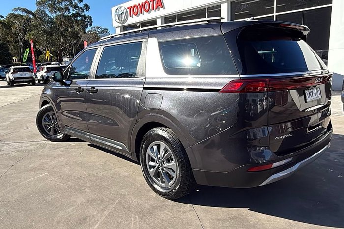 2023 Kia Carnival S