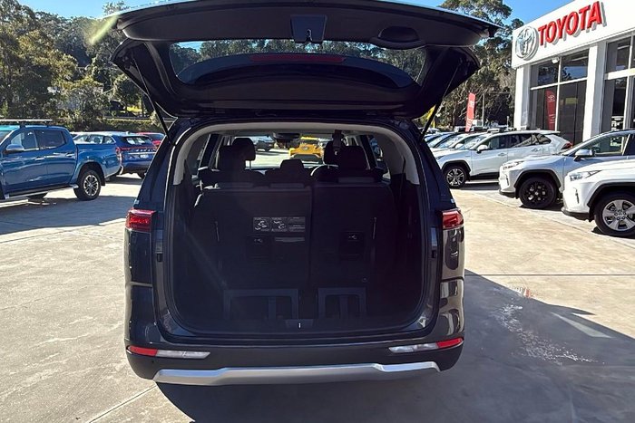 2023 Kia Carnival S