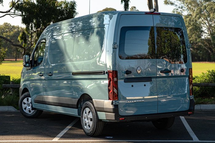 2026 Renault Master