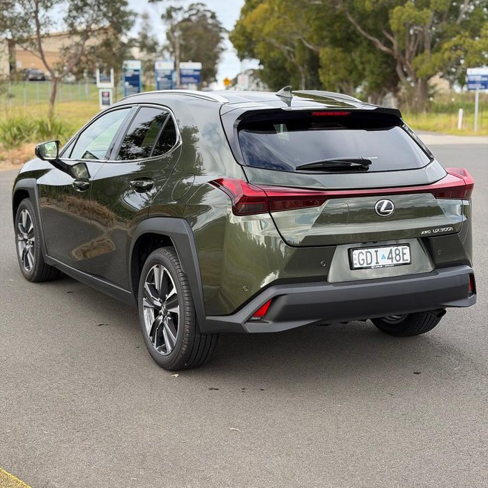 2026 Lexus UX 300h Sport Luxury