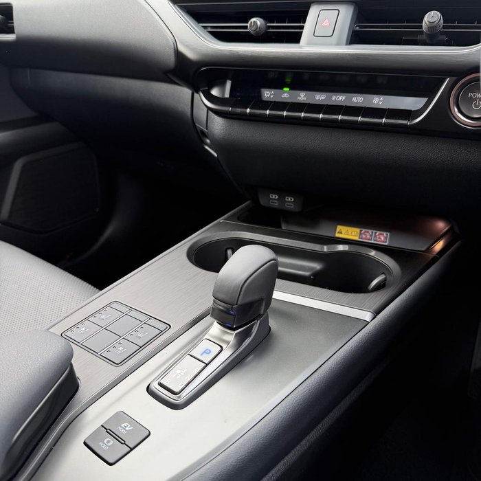 2026 Lexus UX 300h Sport Luxury