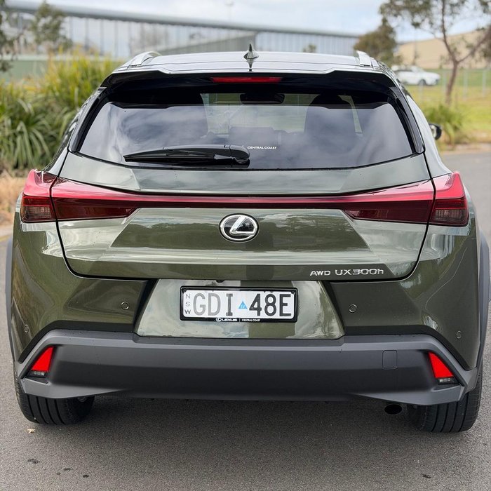 2026 Lexus UX 300h Sport Luxury