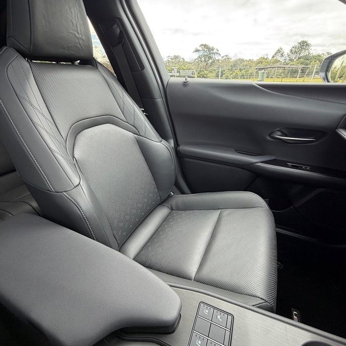 2026 Lexus UX 300h Sport Luxury