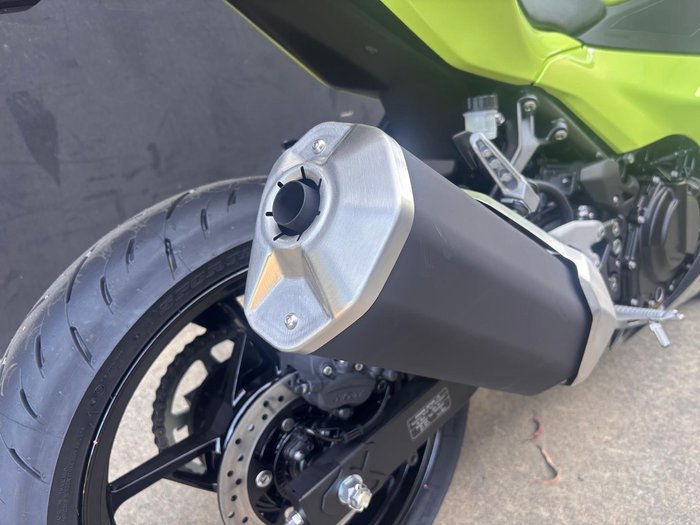 2026 Kawasaki Ninja 500 (EX500G) Ninja Green