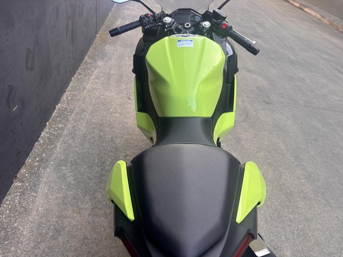 2026 Kawasaki Ninja 500 (EX500G) Ninja Green