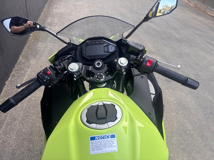 2026 Kawasaki Ninja 500 (EX500G) Ninja Green