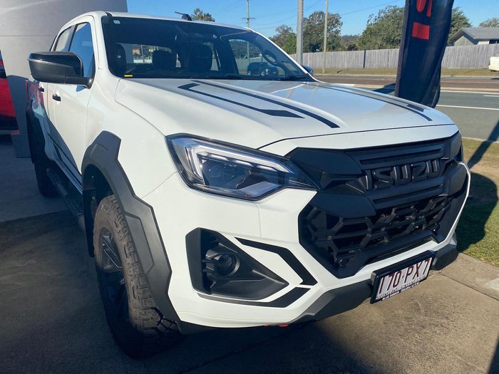 2025 Isuzu D-MAX BLADE