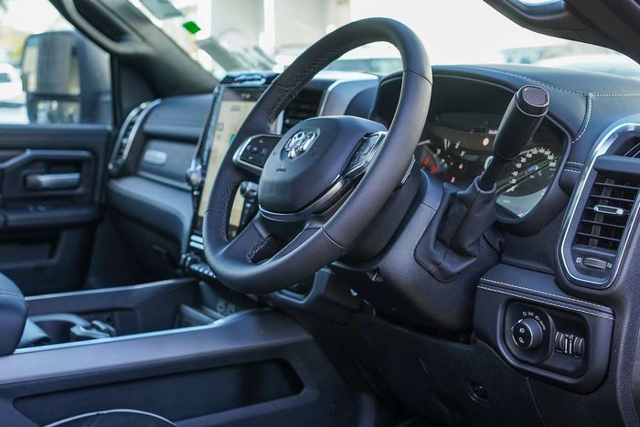 2025 RAM 2500 Laramie Rambox