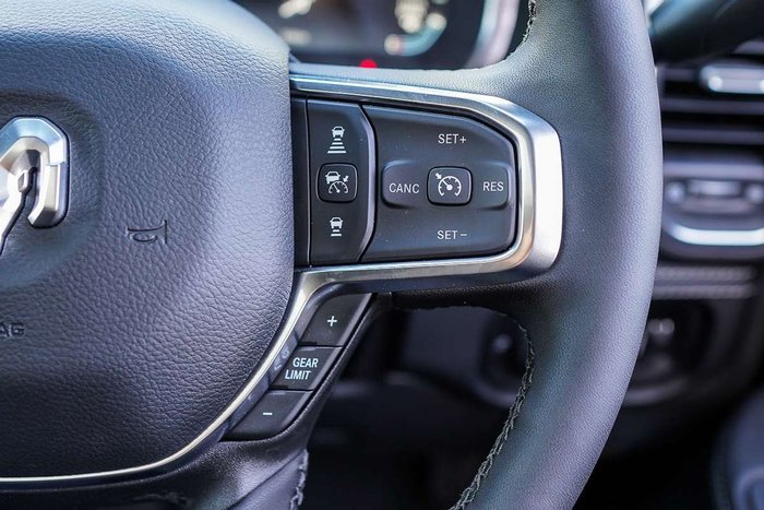2025 RAM 2500 Laramie Rambox