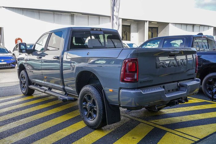 2025 RAM 2500 Laramie Rambox