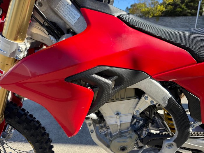 2025 Ducati Desmo450 MX