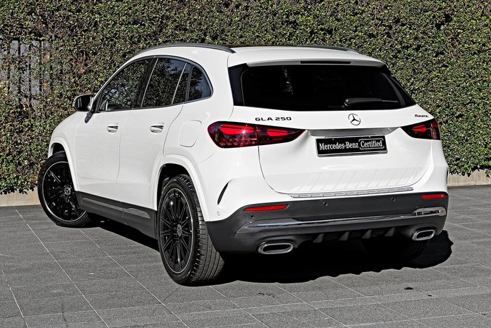 2024 Mercedes-Benz GLA-Class GLA250