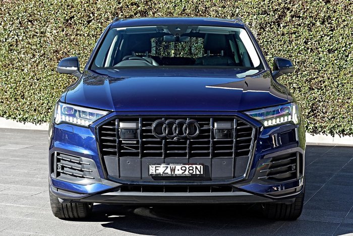 2023 Audi Q7 45 TDI Dynamic Black