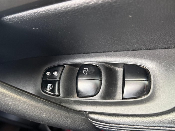 2014 Nissan X-TRAIL ST-L