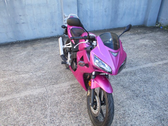 Honda 2007 Honda 125cc CBR125 BLACK