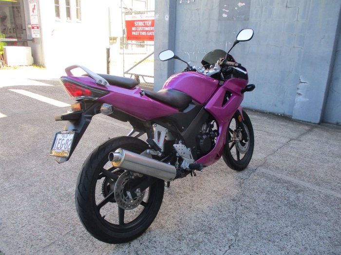 Honda 2007 Honda 125cc CBR125 BLACK