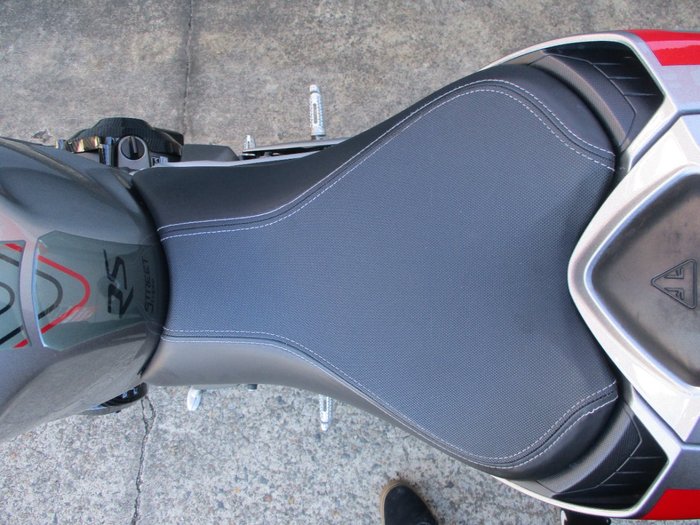 2020 Triumph STREET TRIPLE RS GREY