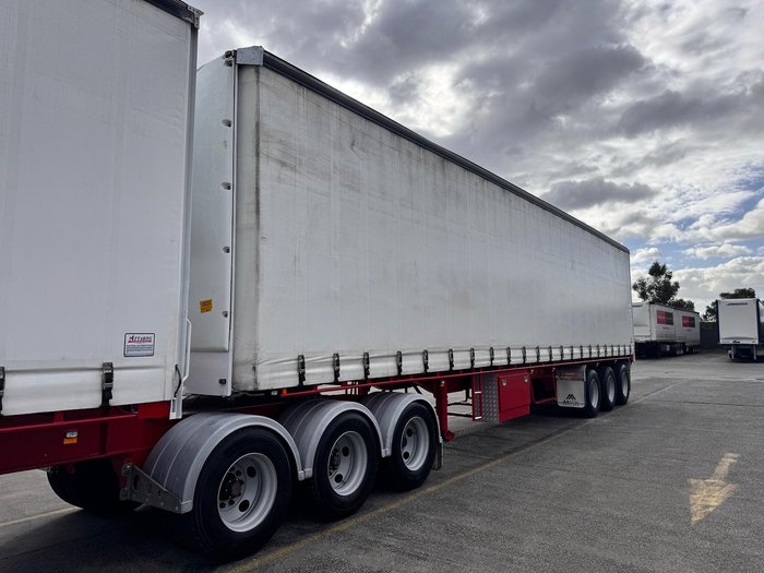 2010 CIMC St3