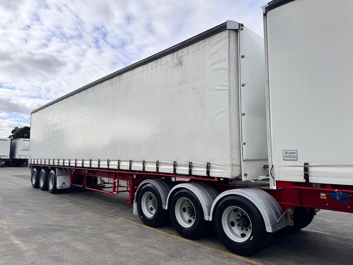 2010 CIMC St3