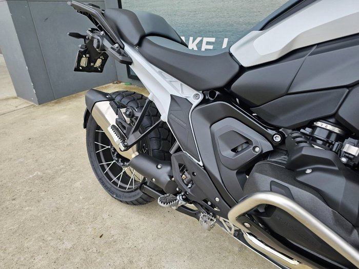 2026 BMW Motorrad R 1300 GS TROPHY Silver