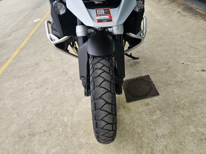 2026 BMW Motorrad R 1300 GS TROPHY Silver