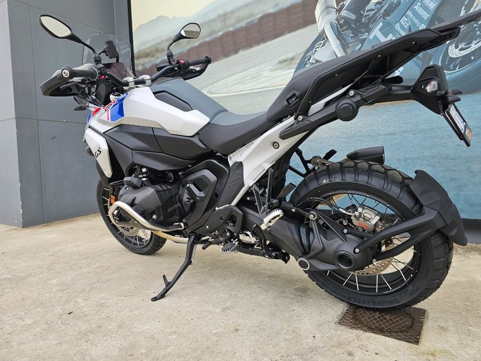 2026 BMW Motorrad R 1300 GS TROPHY Silver