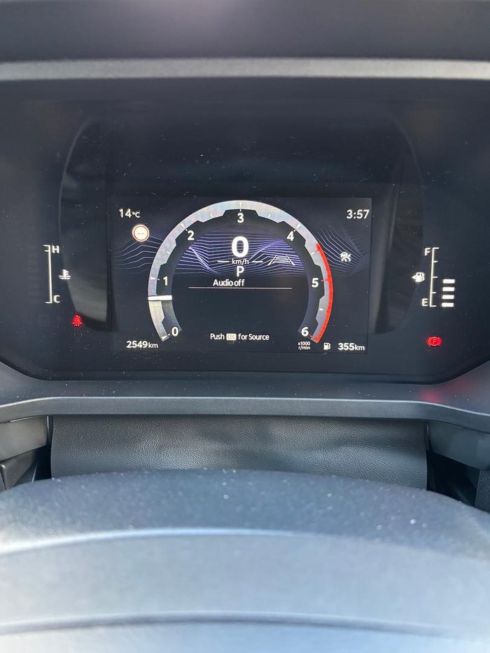 2025 Toyota Hilux SR 48V