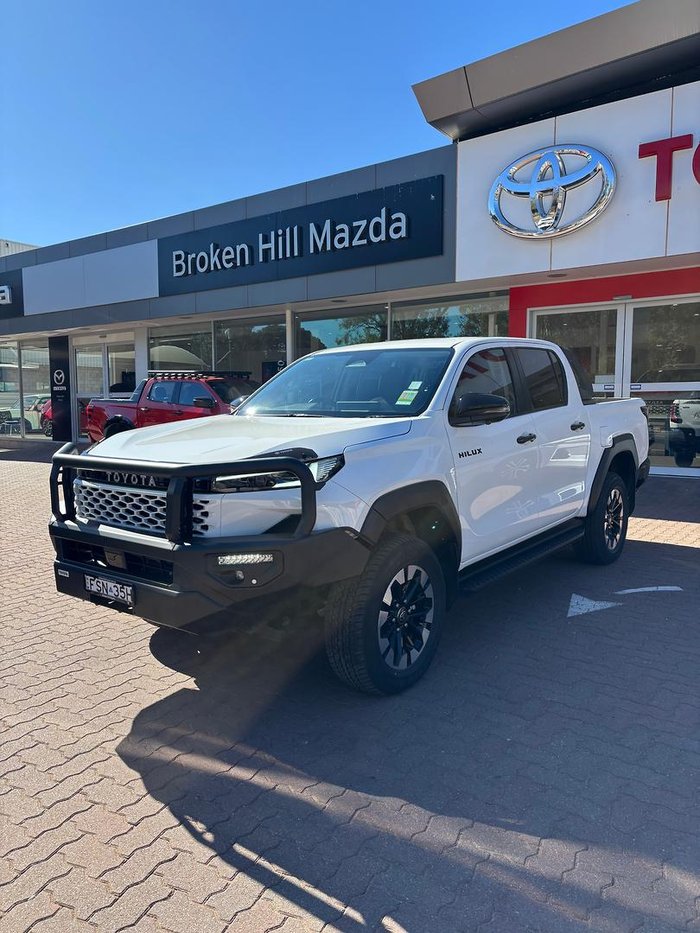 2025 Toyota Hilux